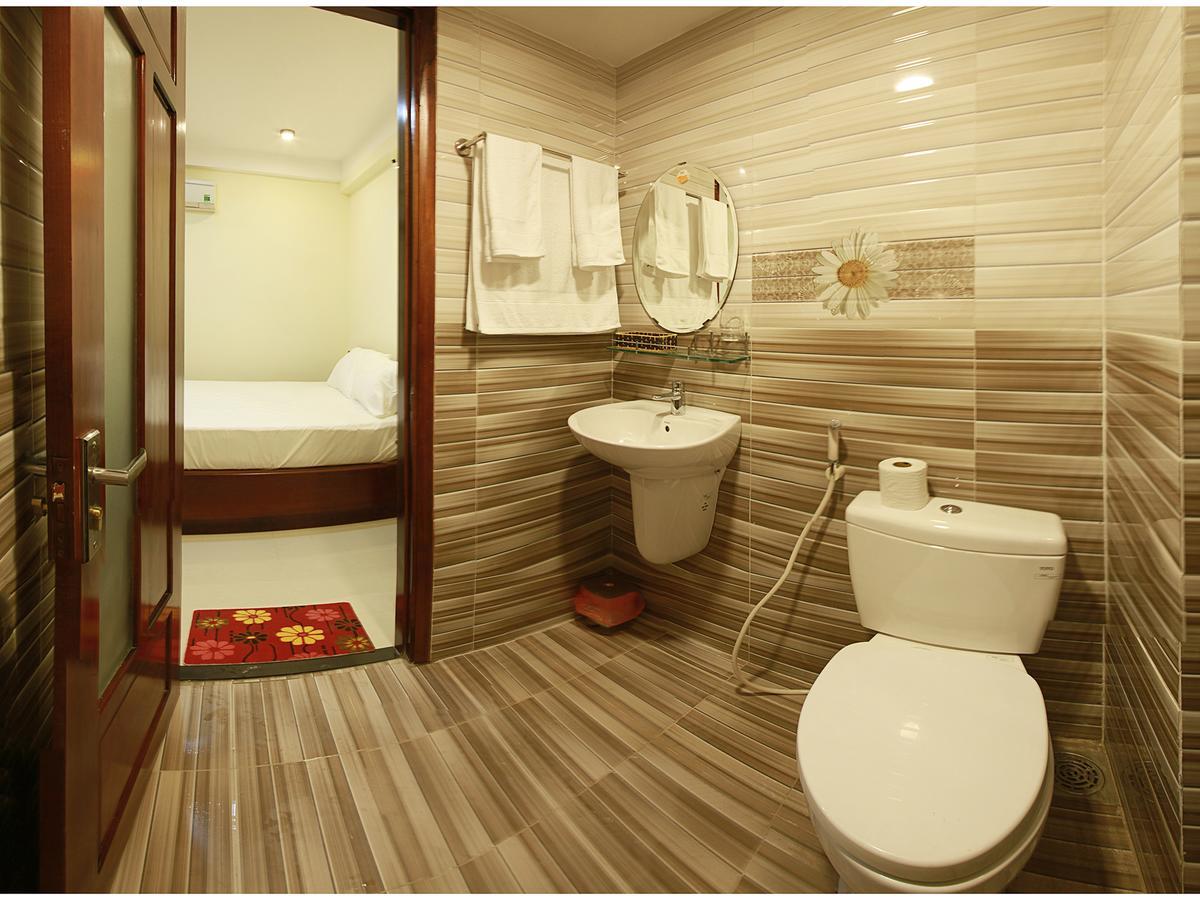 Thanh Nhan Hotel Da Nang Bagian luar foto